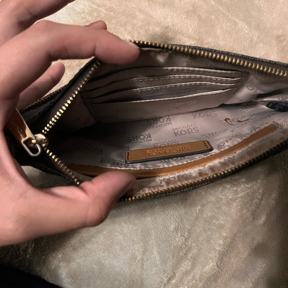 Michael Kors Vintage Wristlet - Picture 4 of 4